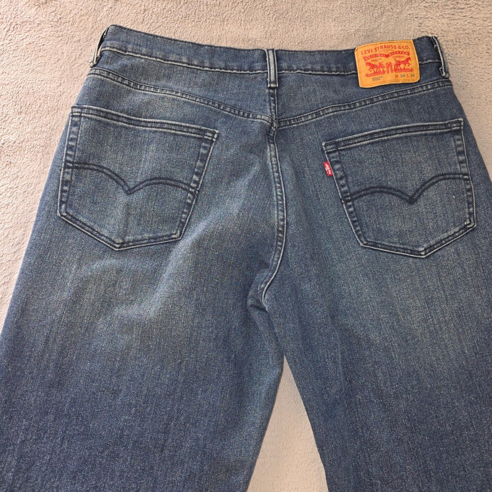 Levis 550 Relaxed Fit Jeans Mens 34x34 Blue Denim Medium Wash 3867-A20